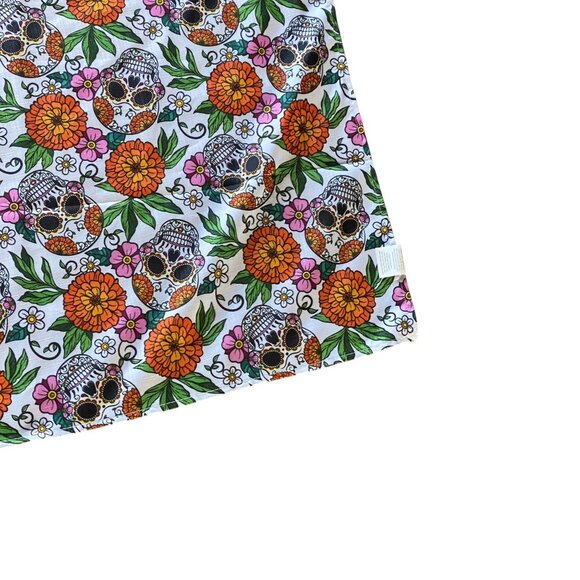 Day Of The Dead Rectangular Tablecloth Sugar Skull Floral Pattern Table Decor - Picture 5 of 9